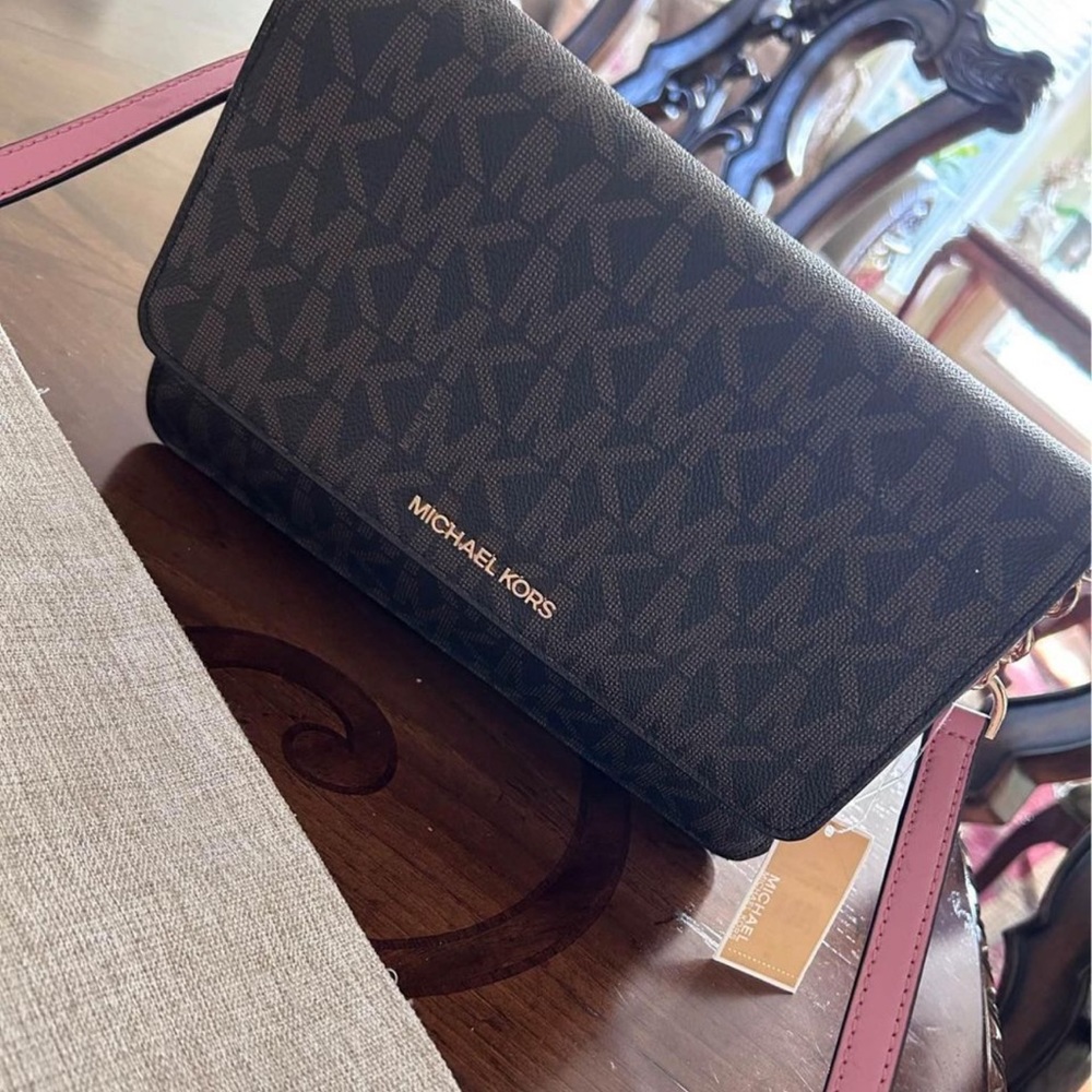 micheal Kors purse